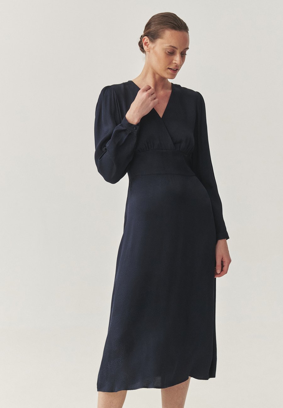 Платье TATUUM TELIA, Navy Blue/Dark Blue
Платье TATUUM TELIA, Navy Blue/Dark Blue