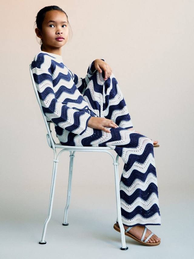 Детские хлопковые брюки Halip с открытой вязкой зигзаг Mango, Medium Blue
Детские хлопковые брюки Halip с открытой вязкой зигзаг Mango, Medium Blue