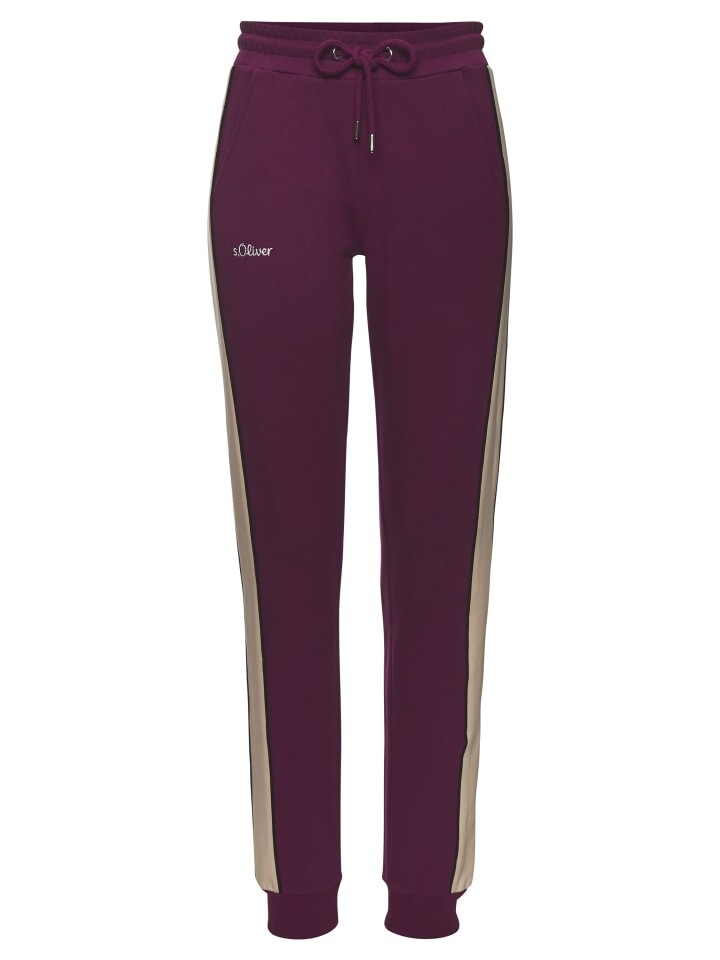 Спортивные брюки sOliver, цвет dunkelrot
Спортивные брюки sOliver, цвет dunkelrot