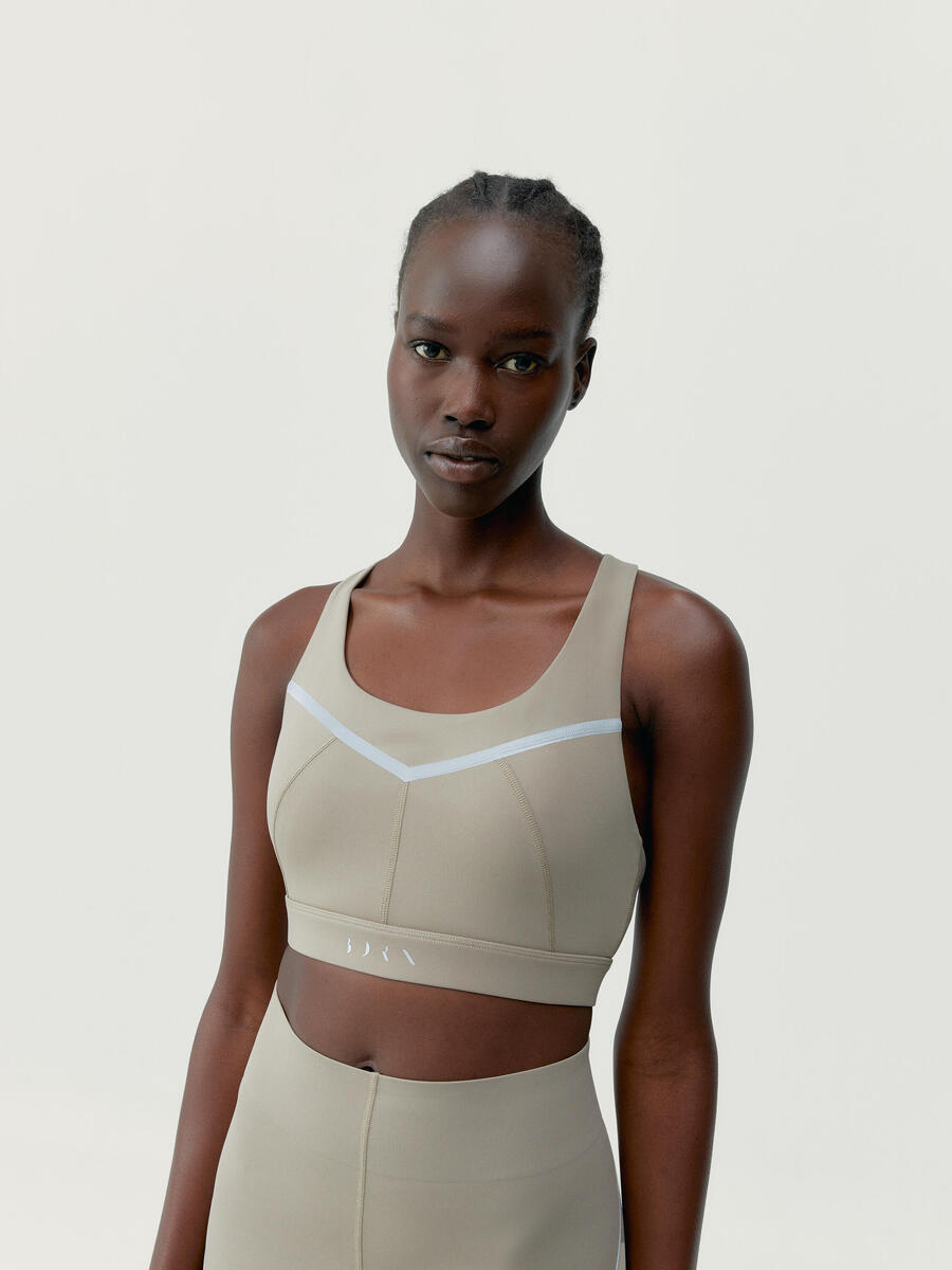 Женский спортивный топ Luna Born Living Yoga
Женский спортивный топ Luna Born Living Yoga