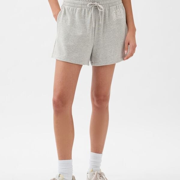 Шорты из французского трикотажа с вышитым логотипом Gap, серый
Шорты из французского трикотажа с вышитым логотипом Gap, серый