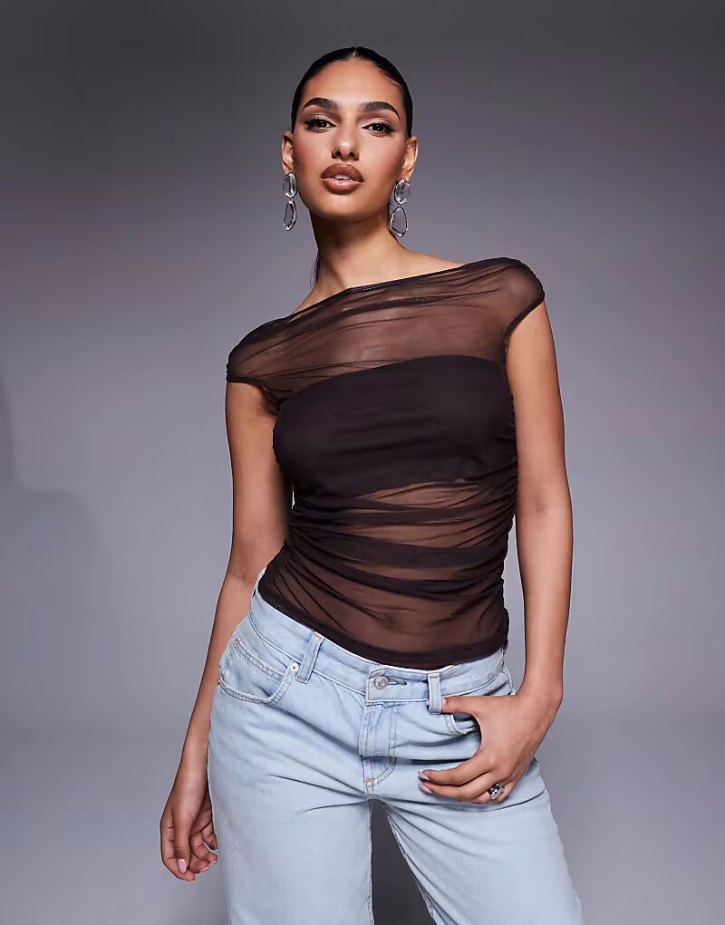 Топ из сетки с короткими рукавами и открытыми плечами ASOS DESIGN шоколадного цвета
Топ из сетки с короткими рукавами и открытыми плечами ASOS DESIGN шоколадного цвета
