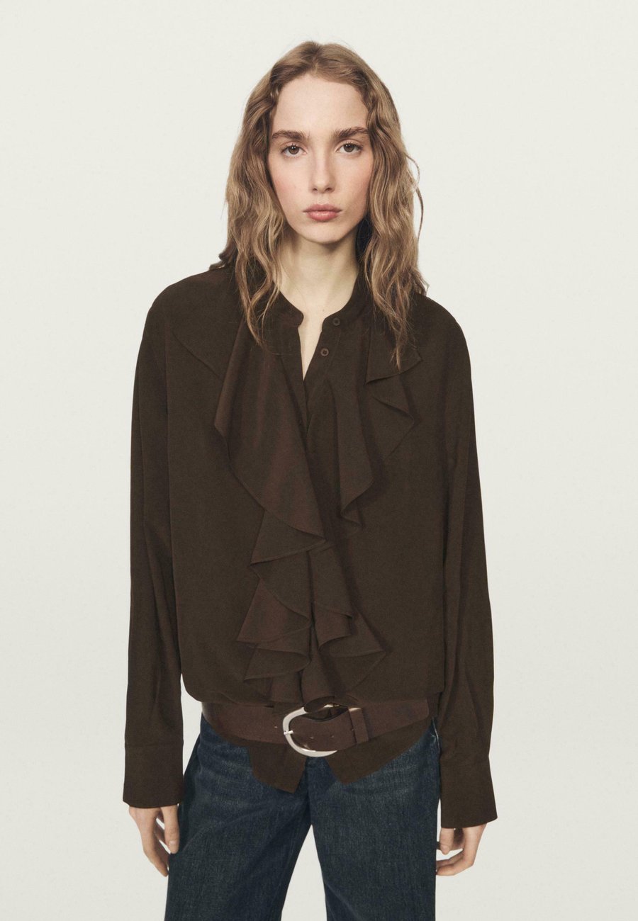 Блуза Massimo Dutti FLOWING WITH RUFFLES, Dark Brown
Блуза Massimo Dutti FLOWING WITH RUFFLES, Dark Brown