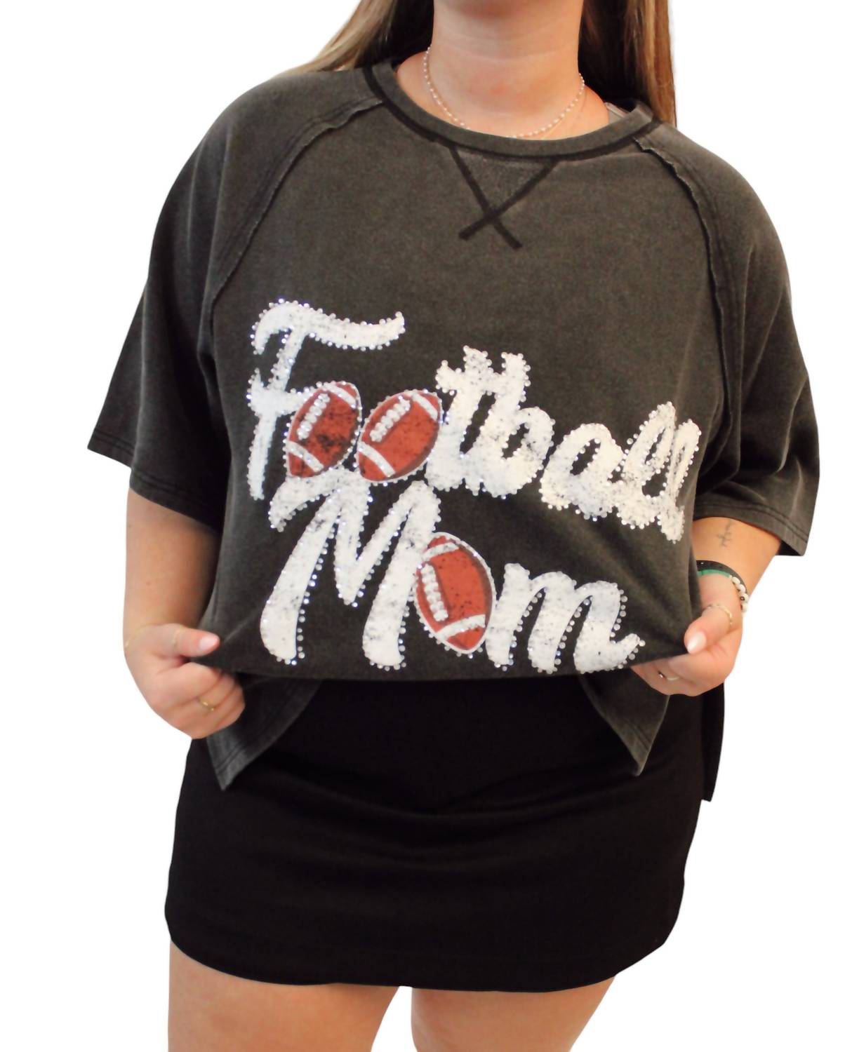Футболка большого размера Sports Mom со стразами в стиле футбола - уголь FANTASTIC FAWN, цвет football - charcoal
Футболка большого размера Sports Mom со стразами в стиле футбола - уголь FANTASTIC FAWN, цвет football - charcoal