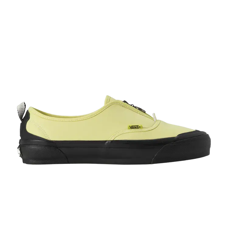 Кроссовки Vans Authentic Zip Vibram, Canary Yellow
Кроссовки Vans Authentic Zip Vibram, Canary Yellow