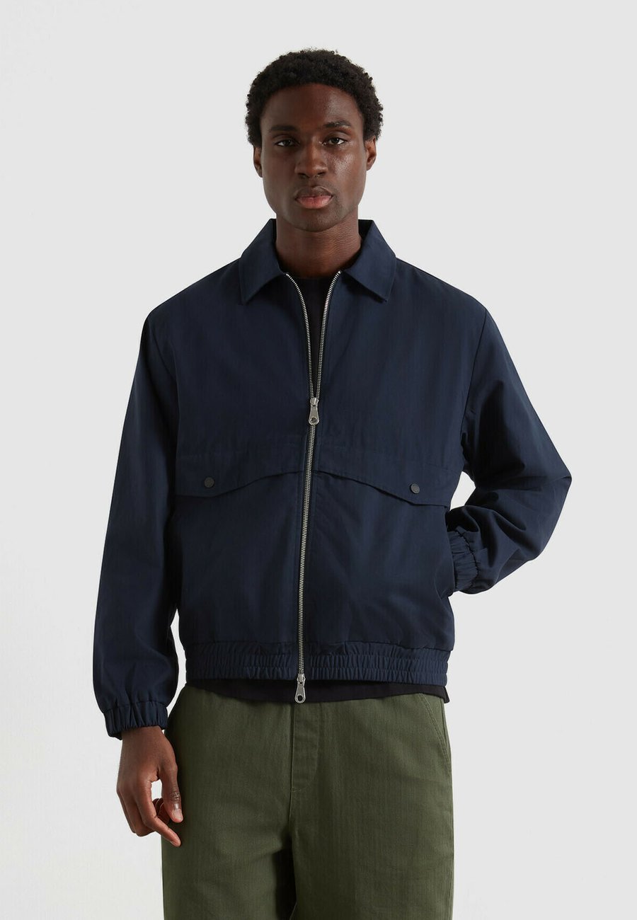 Куртка Farah TYLER, True Navy/Blue
Куртка Farah TYLER, True Navy/Blue