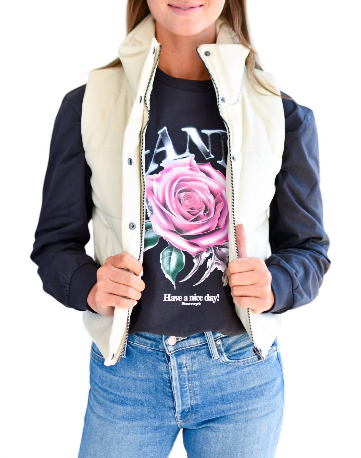 Стеганый жилет с шевронным узором бежевого цвета J. Society, Бежевый, Стеганый жилет с шевронным узором бежевого цвета J. Society
Стеганый жилет с шевронным узором бежевого цвета J. Society, Бежевый, Стеганый жилет с шевронным узором бежевого цвета J. Society