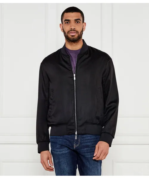 Двуличный Бомбер Regular fit Armani Exchange, черный
Двуличный Бомбер Regular fit Armani Exchange, черный