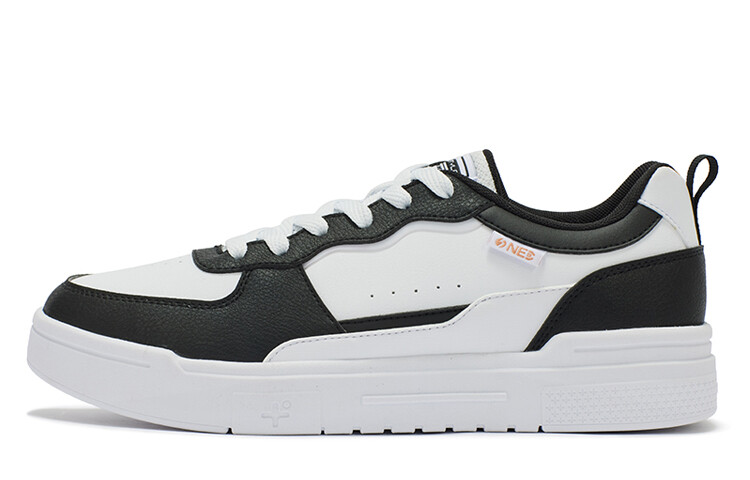 Кеды мужские, обувь для скейтбординга низкая белый/обсидианово-черный 361°
Кеды мужские, обувь для скейтбординга низкая белый/обсидианово-черный 361°