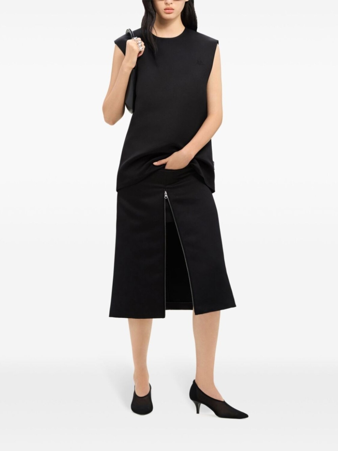 Courrèges атласная юбка миди с молнией, черный
Courrèges атласная юбка миди с молнией, черный