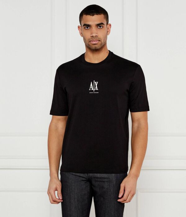 Футболка Armani Exchange с логотипом по центру, черный
Футболка Armani Exchange с логотипом по центру, черный