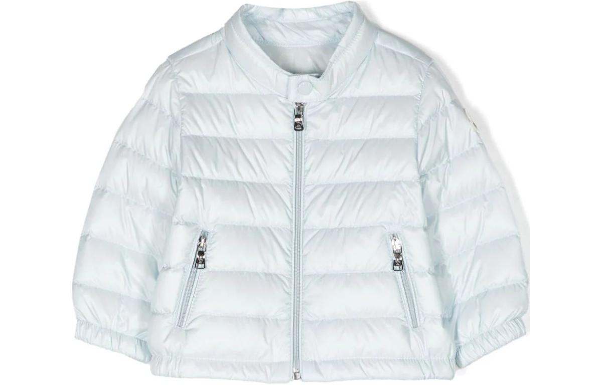 Детская верхняя синяя футболка Moncler
Детская верхняя синяя футболка Moncler