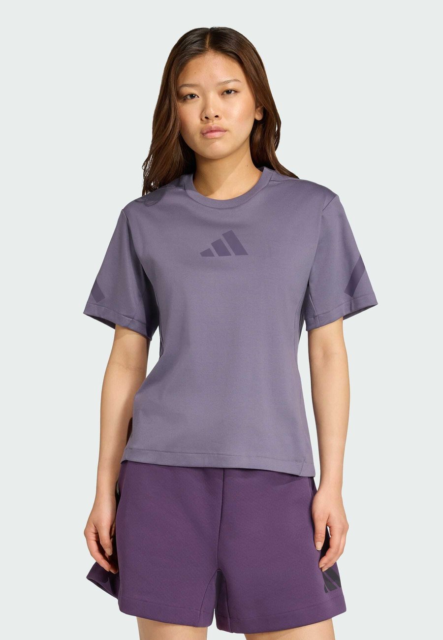 Футболка Adidas Sportswear Z N E TEE, Preloved Violet/Mauve
Футболка Adidas Sportswear Z N E TEE, Preloved Violet/Mauve