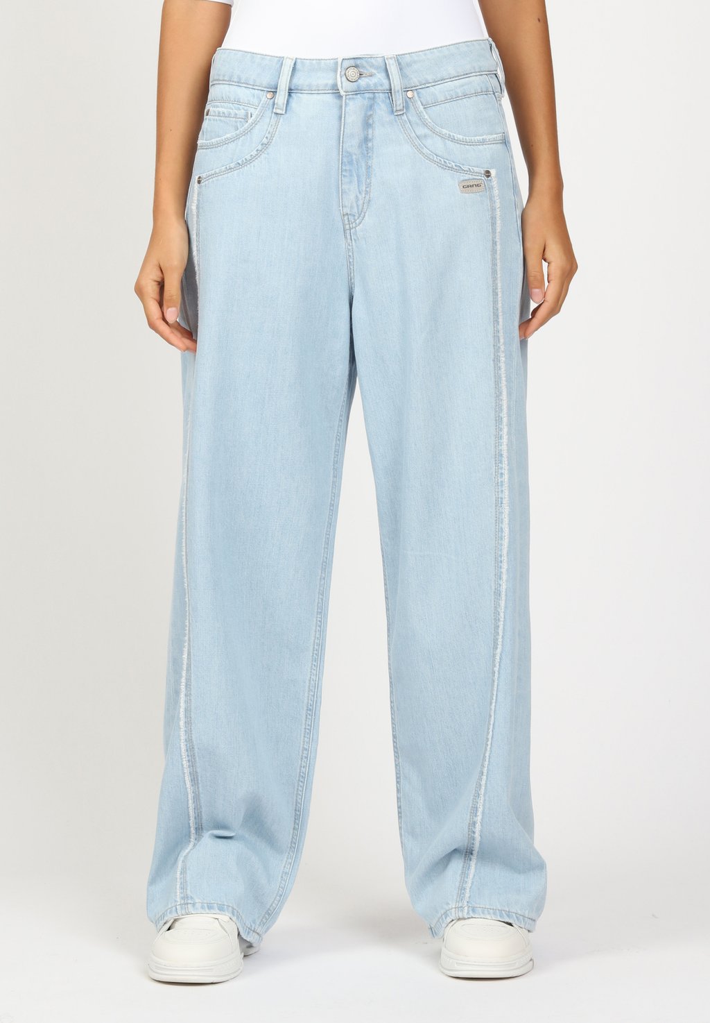 Джинсы свободного кроя BOYFRIEND 94FANNY Gang, синий
Джинсы свободного кроя BOYFRIEND 94FANNY Gang, синий