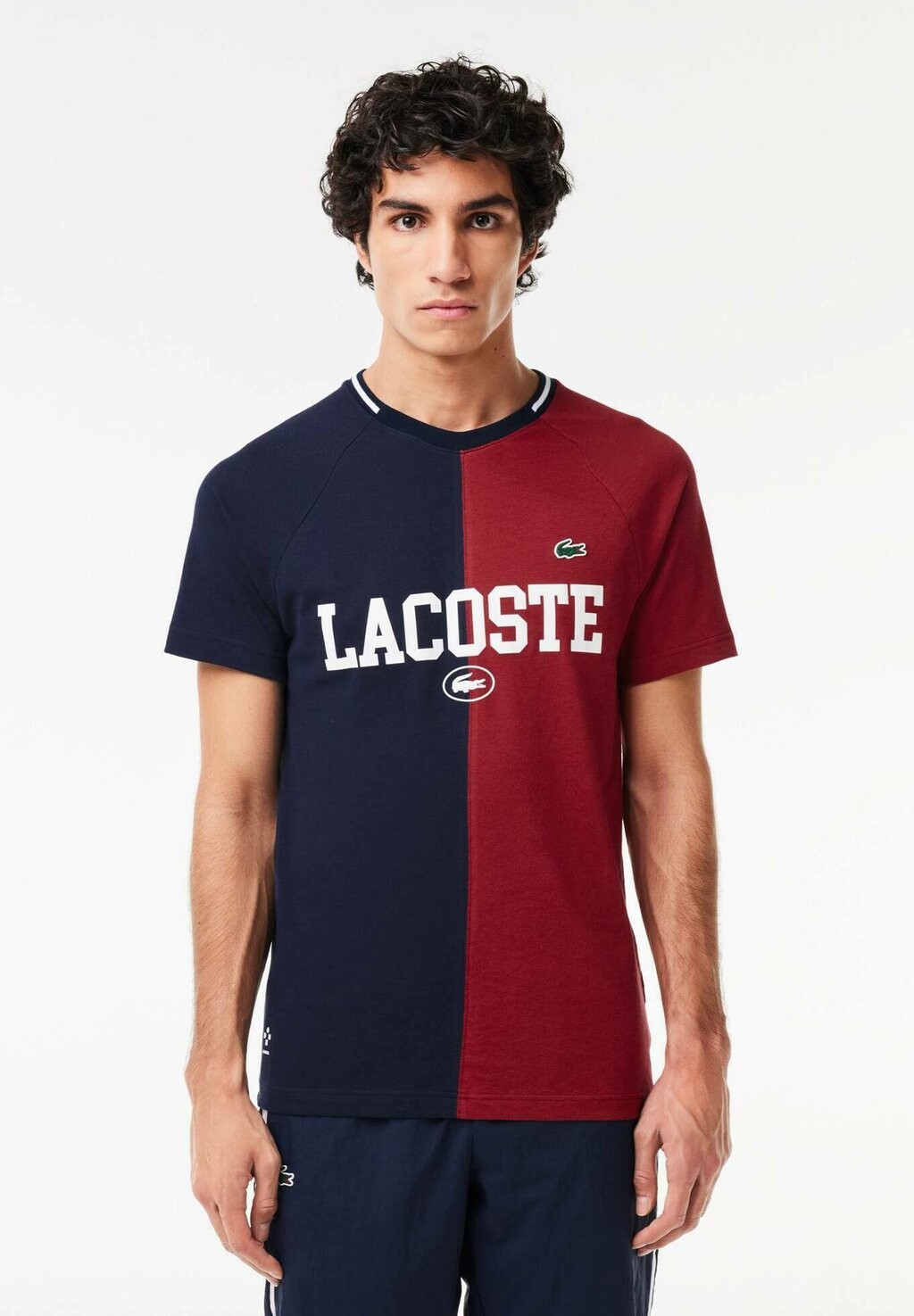 Спортивная футболка MEDVEDEV Lacoste Sport, цвет bleu marine bordeaux isv
Спортивная футболка MEDVEDEV Lacoste Sport, цвет bleu marine bordeaux isv
