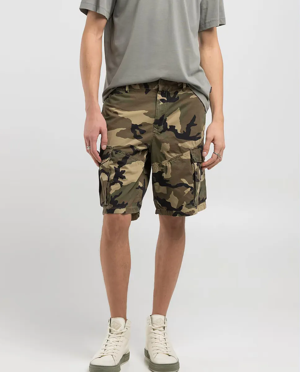 Мужские хлопковые шорты-карго с карманами Replay, темно-зеленый 
Мужские хлопковые шорты-карго с карманами Replay, темно-зеленый