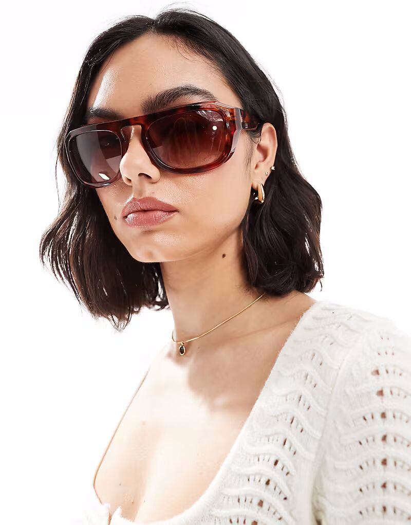 Солнцезащитные очки A.Kjaerbede Max oversized с оправой цвета гавана
Солнцезащитные очки A.Kjaerbede Max oversized с оправой цвета гавана