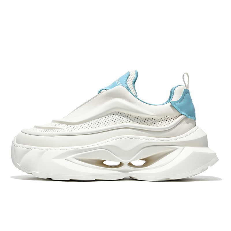 MOERBAI Скользоустойчивые дышащие низкие повседневные туфли для мужчин с эффектом увеличения роста бело-голубые, цвет White Blue 
MOERBAI Скользоустойчивые дышащие низкие повседневные туфли для мужчин с эффектом увеличения роста бело-голубые, цвет White Blue