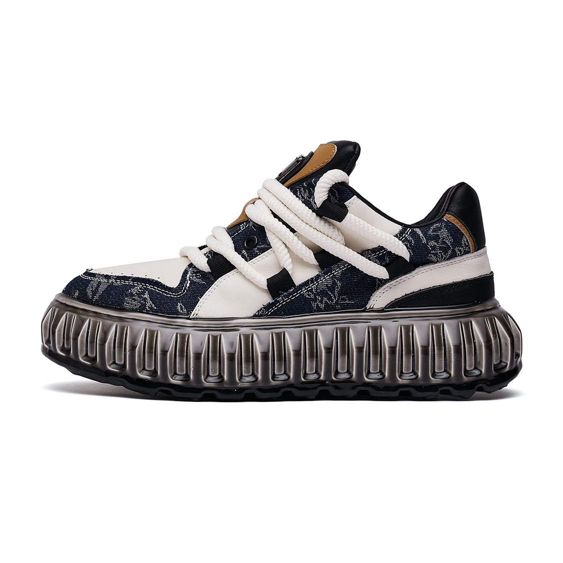 HUITE Низкие повседневные туфли мужские белые
HUITE Низкие повседневные туфли мужские белые