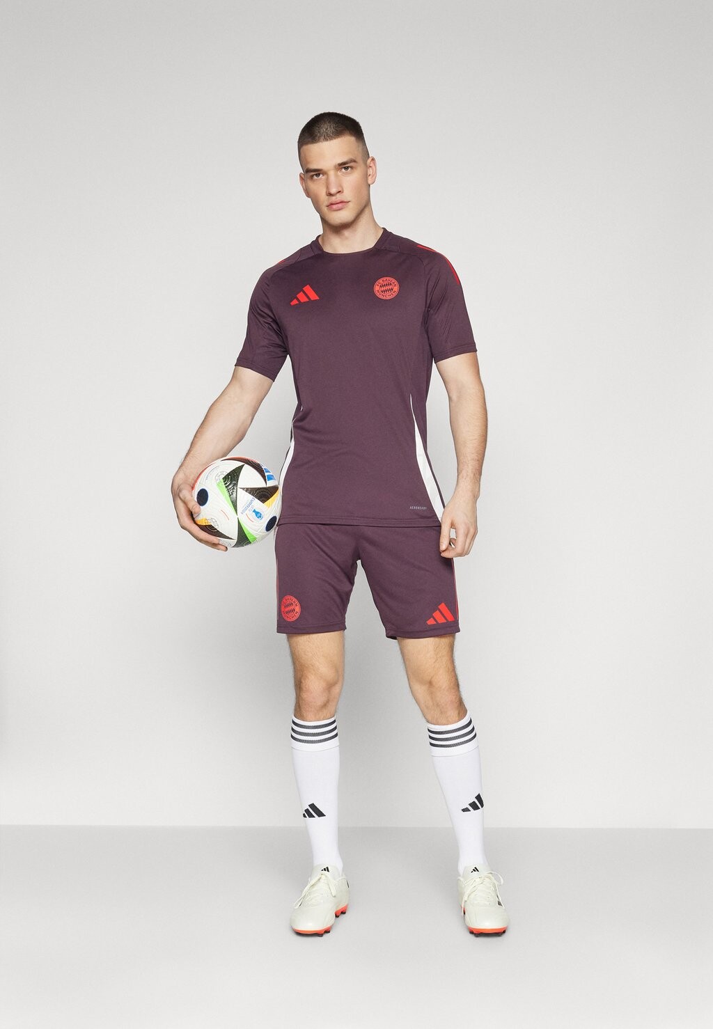 Клубная одежда adidas Performance, темно-бордовый/красный Fc Bayern München Training Jersey
Клубная одежда adidas Performance, темно-бордовый/красный Fc Bayern München Training Jersey
