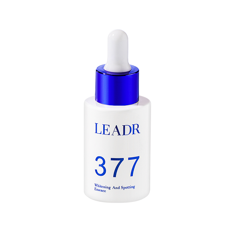 LEADR Осветляющая сыворотка-лосьон для отбеливания и осветления темных пятен
LEADR Осветляющая сыворотка-лосьон для отбеливания и осветления темных пятен