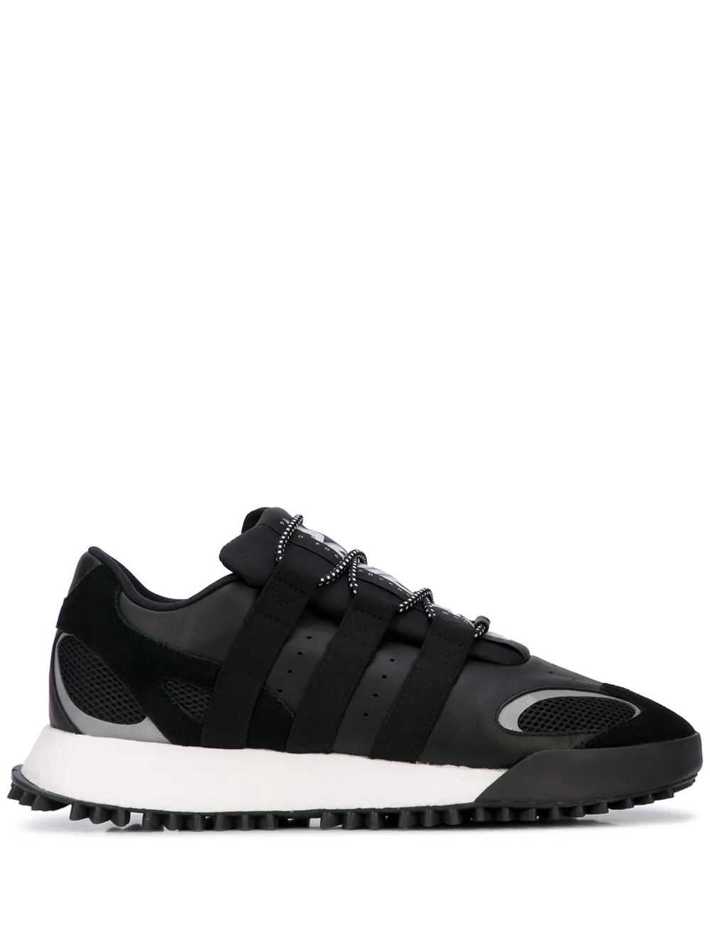 Кроссовки AW Wangbody Run Adidas, черный
Кроссовки AW Wangbody Run Adidas, черный