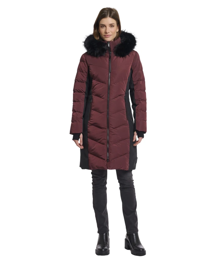 Стеганая куртка со съемным капюшоном Rino&Pelle, красный
Стеганая куртка со съемным капюшоном Rino&Pelle, красный