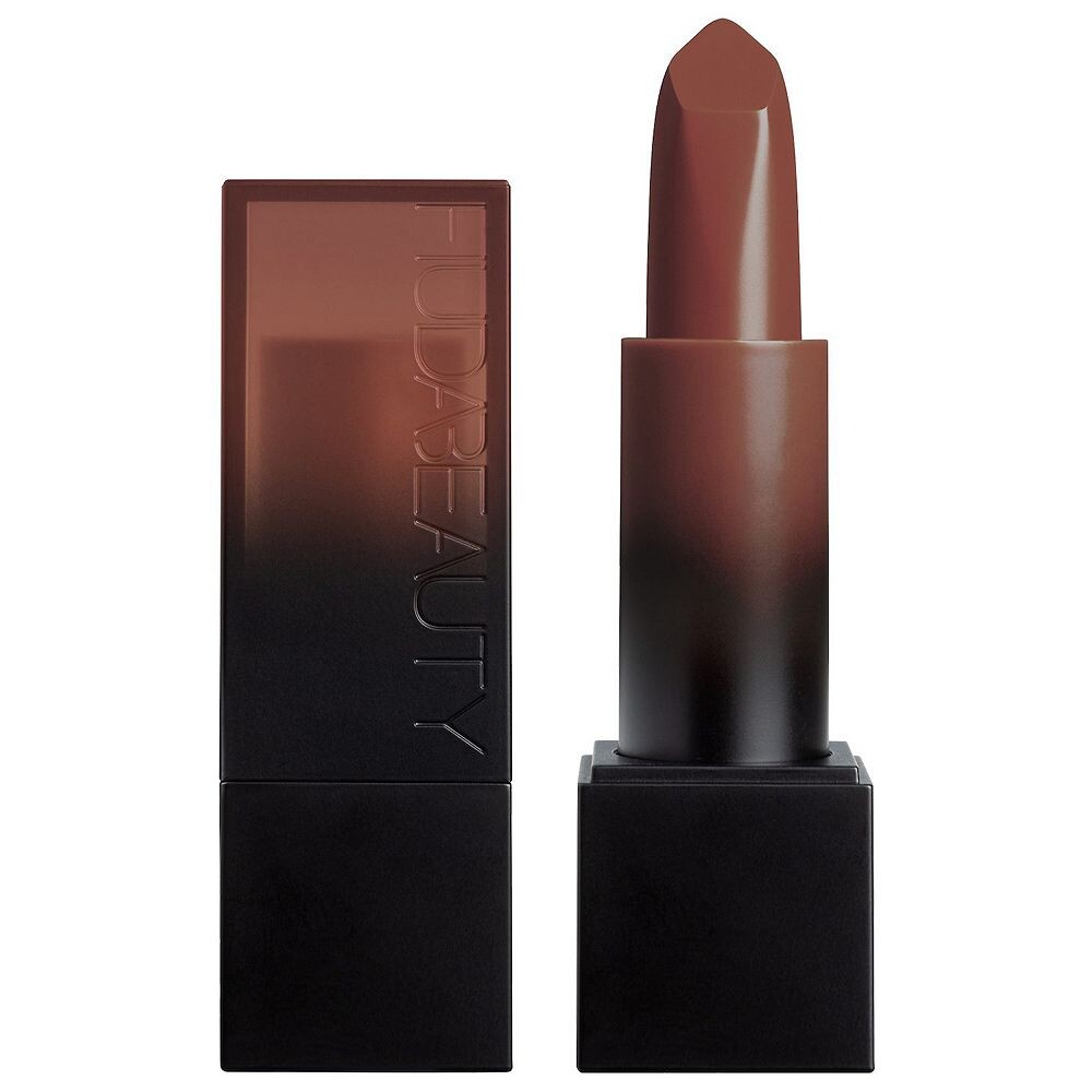 HUDA BEAUTY Power Bullet Cream Glow Увлажняющая губная помада, цвет Amore
HUDA BEAUTY Power Bullet Cream Glow Увлажняющая губная помада, цвет Amore