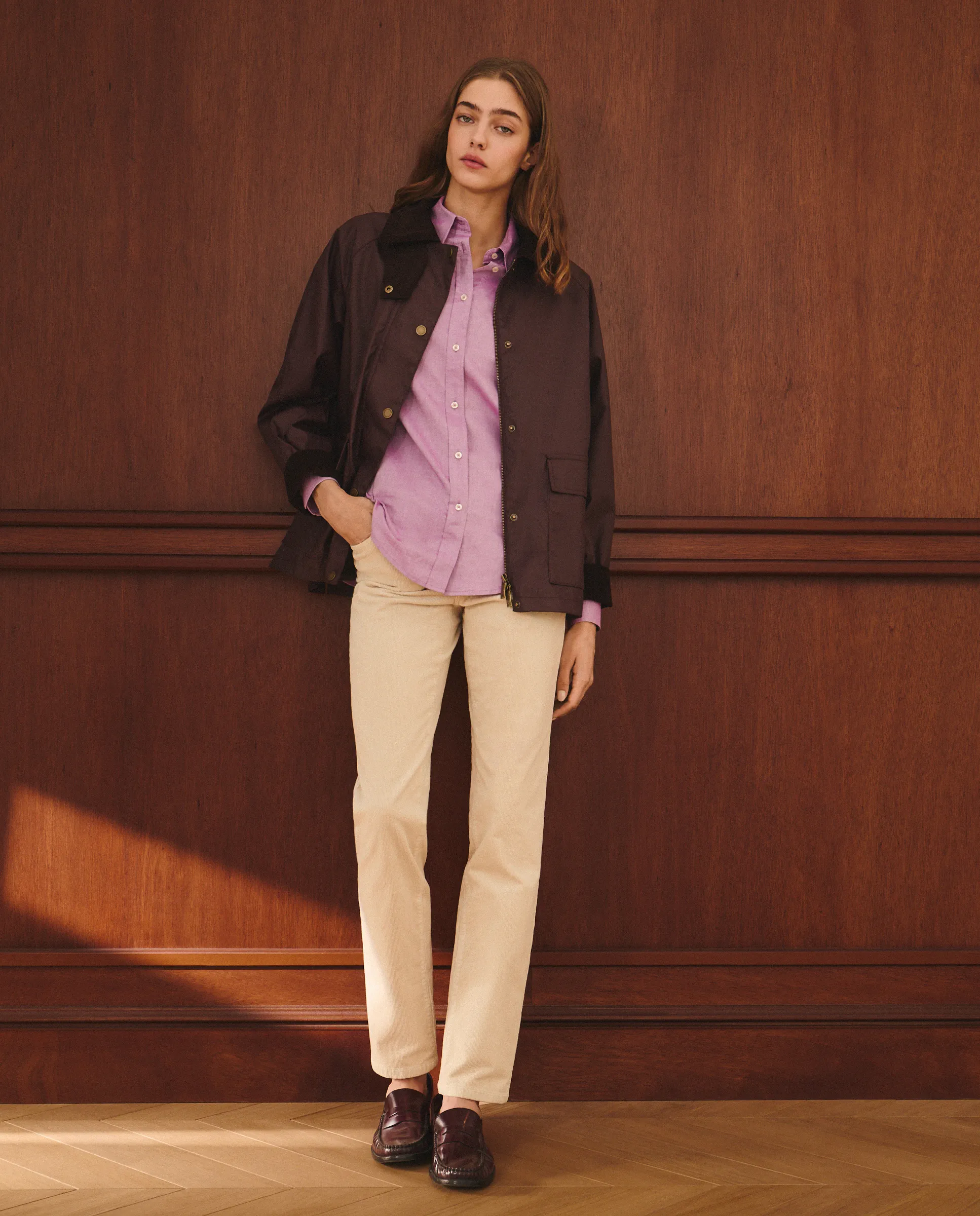 Женские хлопковые брюки однотонные Lloyd'S, песочный
Женские хлопковые брюки однотонные Lloyd'S, песочный