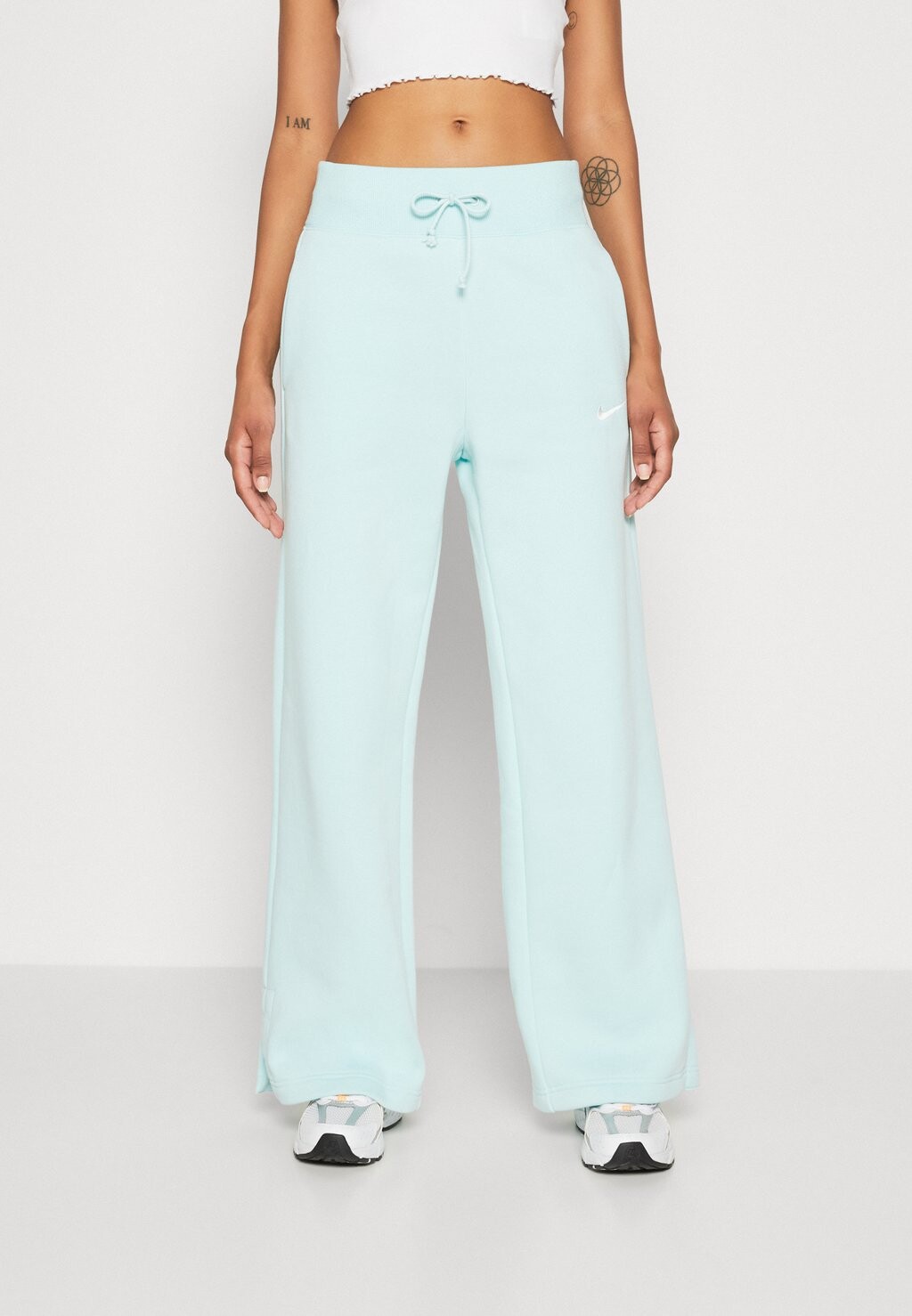 Спортивные брюки Nike Pant Wide, нефритовый лед / парус, Серый, Спортивные брюки Nike Pant Wide, нефритовый лед / парус
Спортивные брюки Nike Pant Wide, нефритовый лед / парус, Серый, Спортивные брюки Nike Pant Wide, нефритовый лед / парус