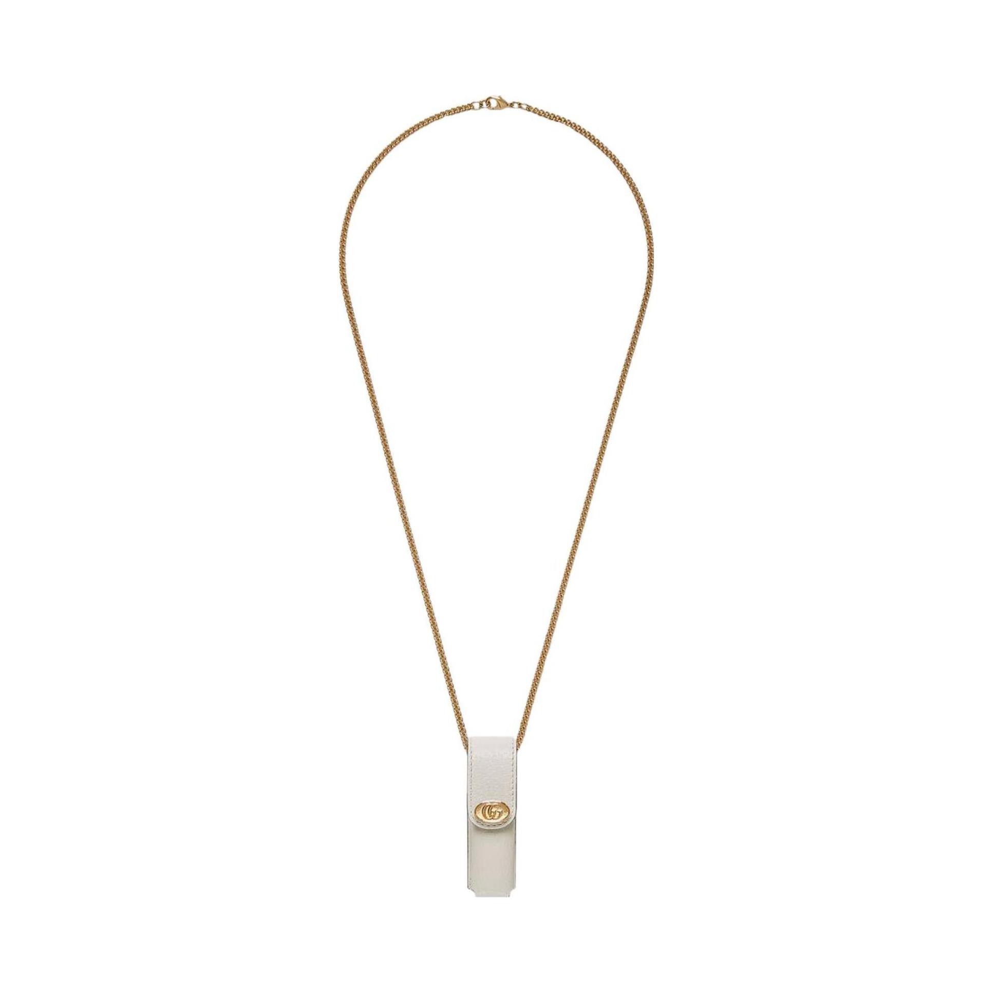 GUCCI Кожаный чехол для помады на плечо с кулоном женский белый
GUCCI Кожаный чехол для помады на плечо с кулоном женский белый