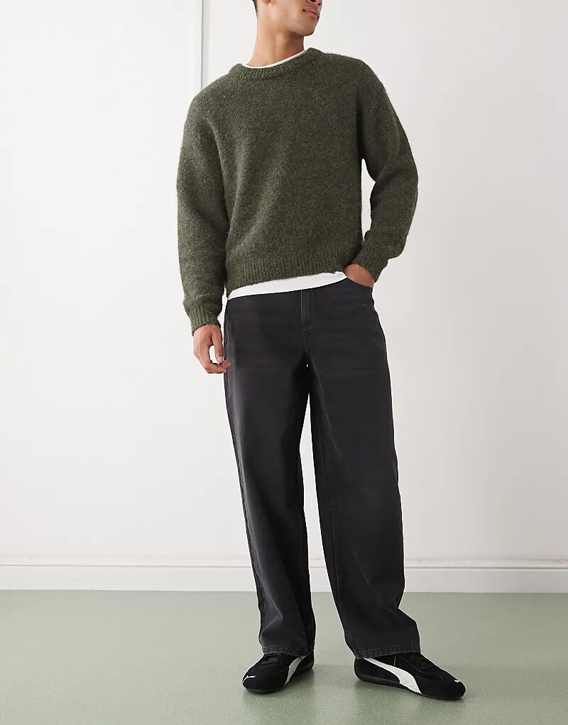 Джинсы свободного кроя прямого кроя Reclaimed Vintage черного цвета с потертостями
Джинсы свободного кроя прямого кроя Reclaimed Vintage черного цвета с потертостями