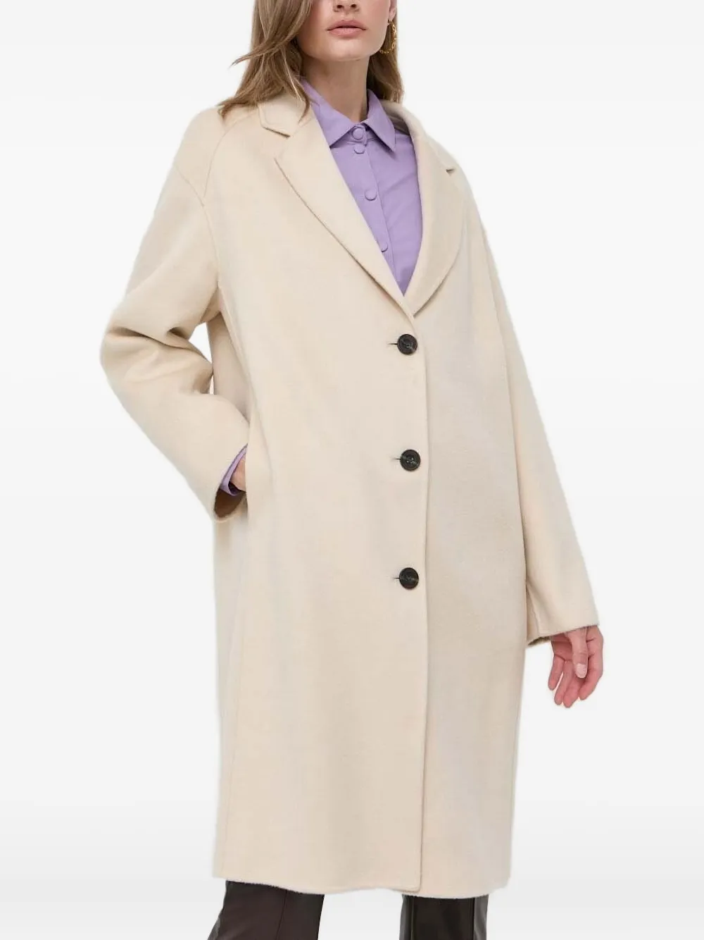 Пальто с заостренными лацканами и пуговицами Beatrice B, нейтральный
Пальто с заостренными лацканами и пуговицами Beatrice B, нейтральный