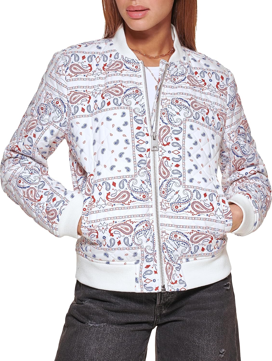 Женская куртка-бомбер Levi's стеганая с принтом, мультиколор
Женская куртка-бомбер Levi's стеганая с принтом, мультиколор