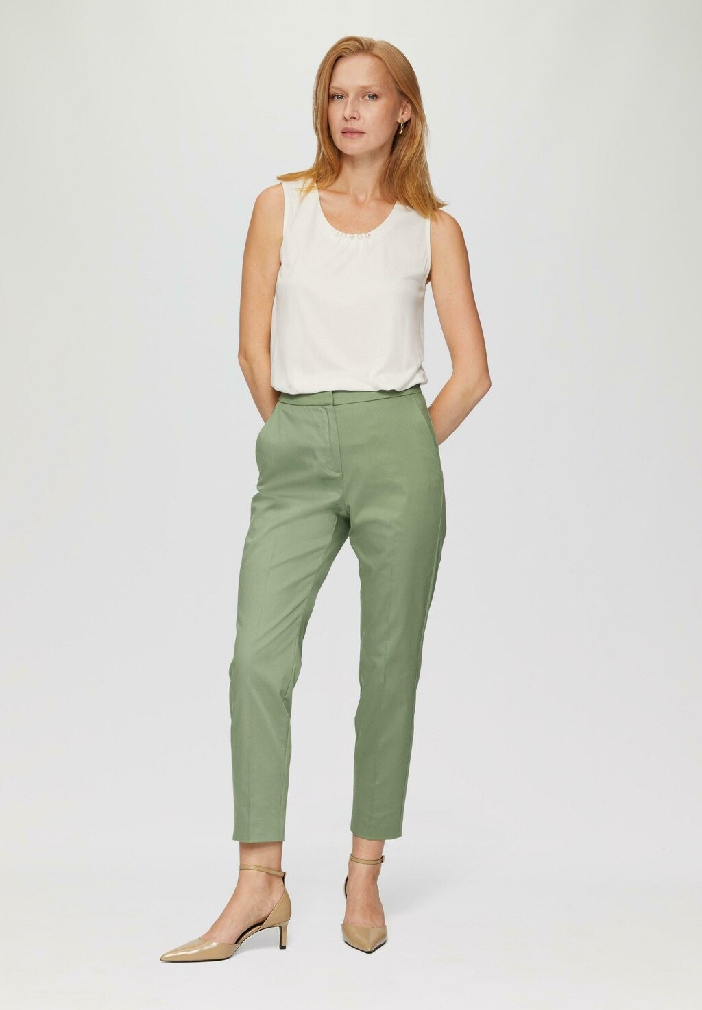 Топ s.Oliver BLACK LABEL, кремовый 
Топ s.Oliver BLACK LABEL, кремовый