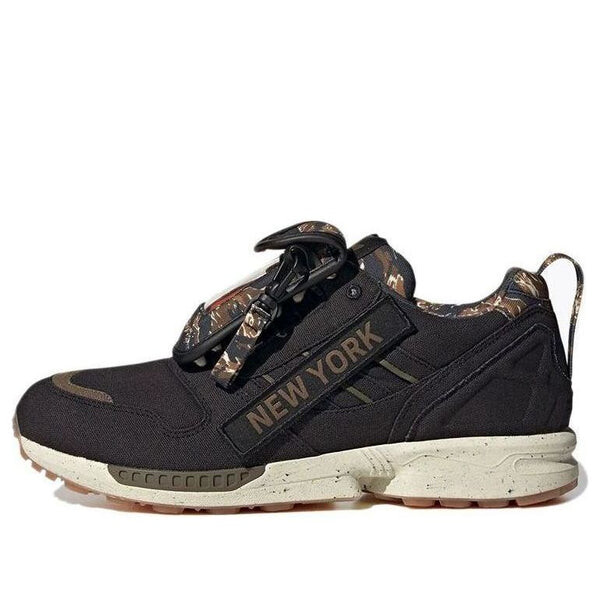 Кроссовки оригинал zx 8000 out there коричневый камуфляж Adidas, черный
Кроссовки оригинал zx 8000 out there коричневый камуфляж Adidas, черный