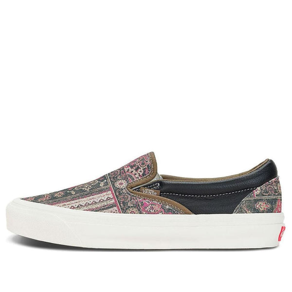 Кроссовки vault og classic slip-on lx 'grannys rug stargazer - kangaroo' Vans, мультиколор
Кроссовки vault og classic slip-on lx 'grannys rug stargazer - kangaroo' Vans, мультиколор