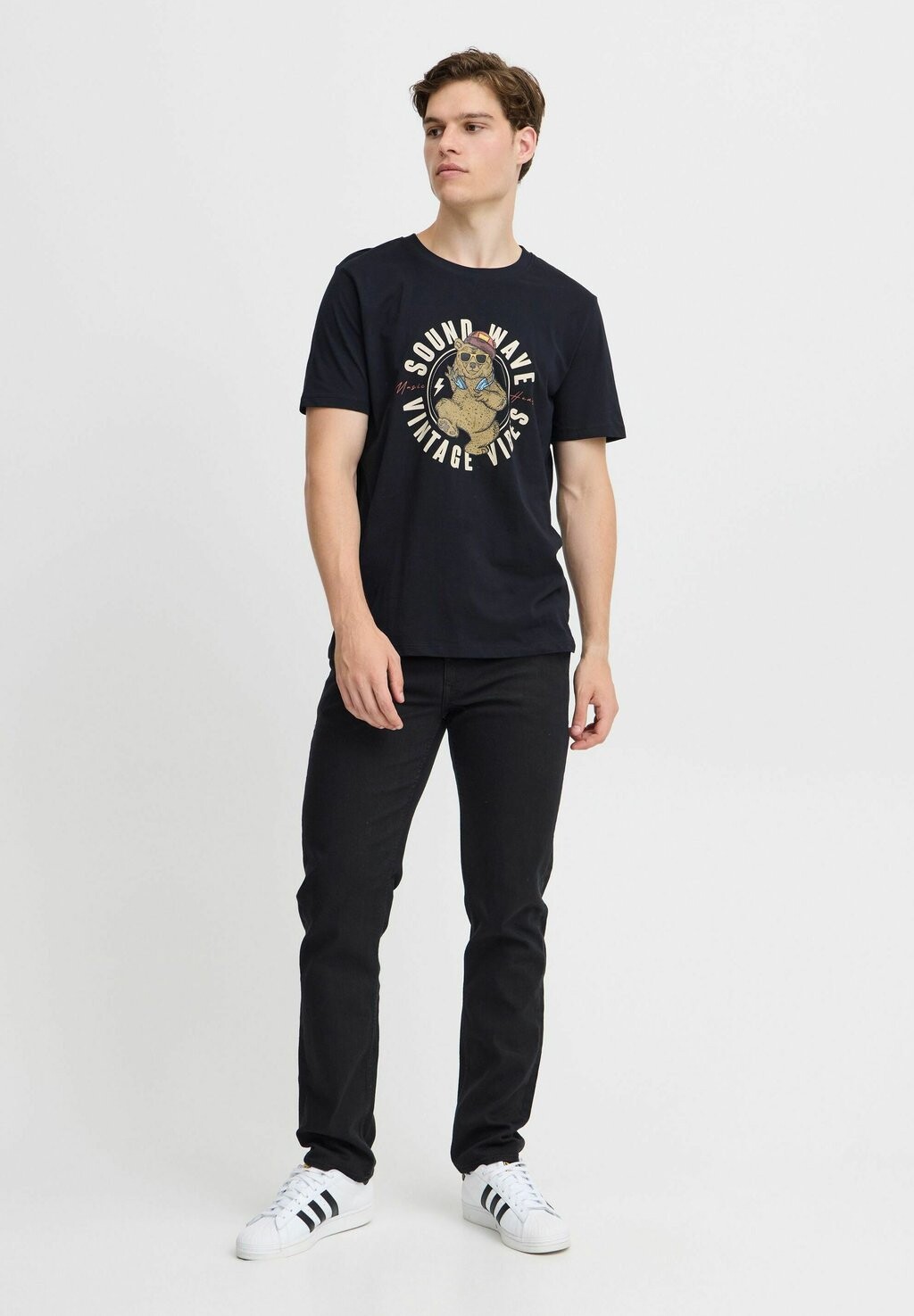 Футболка с принтом Blend, черный
Футболка с принтом Blend, черный