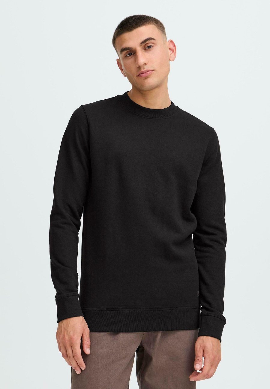 Толстовка Solid SDAULA, True Black/Black, Черный, Толстовка Solid SDAULA, True Black/Black
Толстовка Solid SDAULA, True Black/Black, Черный, Толстовка Solid SDAULA, True Black/Black