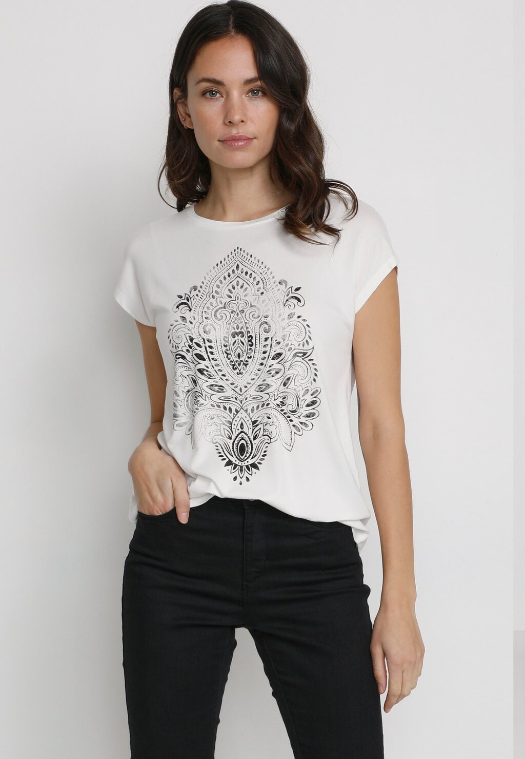 Футболка с принтом Kaffe, Черный, Футболка с принтом Kaffe
Футболка с принтом Kaffe, Черный, Футболка с принтом Kaffe