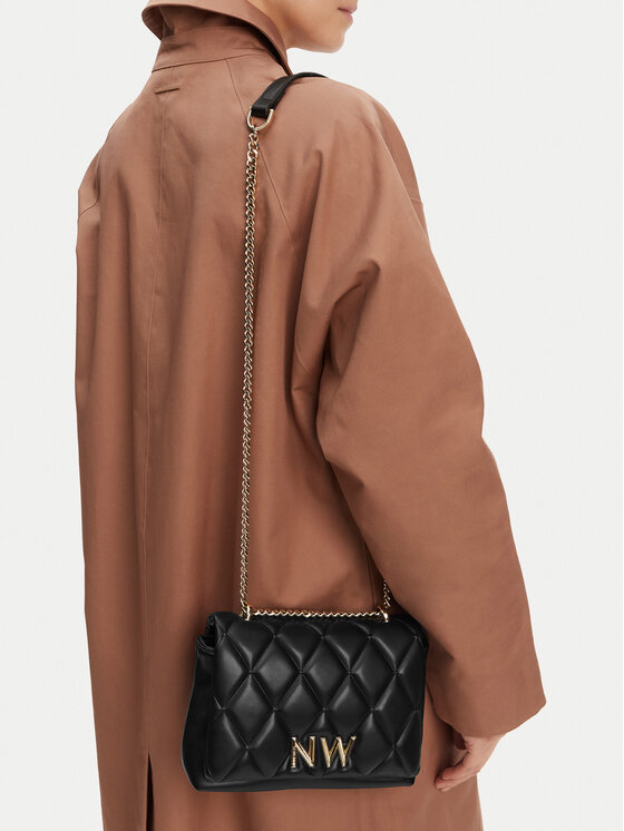 Сумка CEO-CHARLOTTE-I-S22558 Nine West, черный
Сумка CEO-CHARLOTTE-I-S22558 Nine West, черный