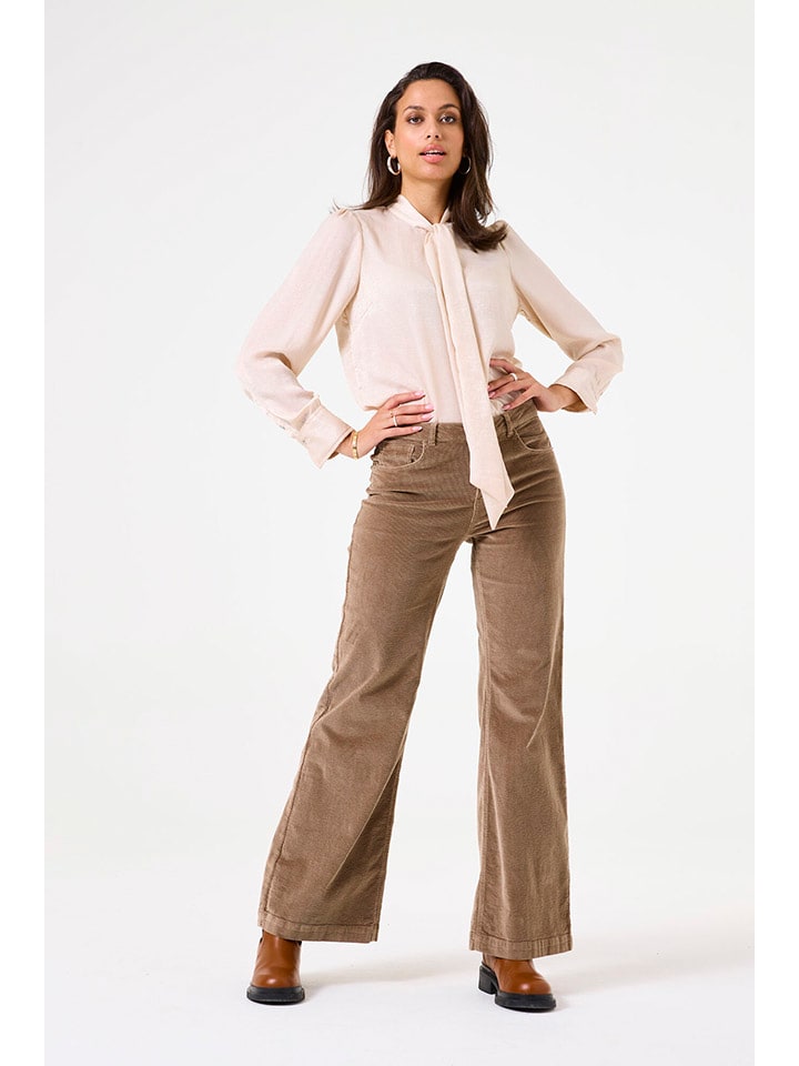 Блузка Garcia, кремовый
Блузка Garcia, кремовый