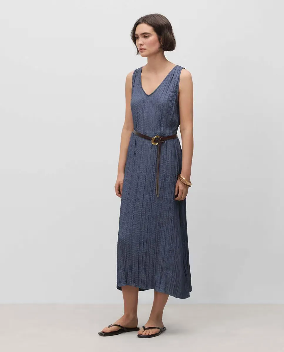 Длинное плиссированное платье Simorra, темно-синий
Длинное плиссированное платье Simorra, темно-синий