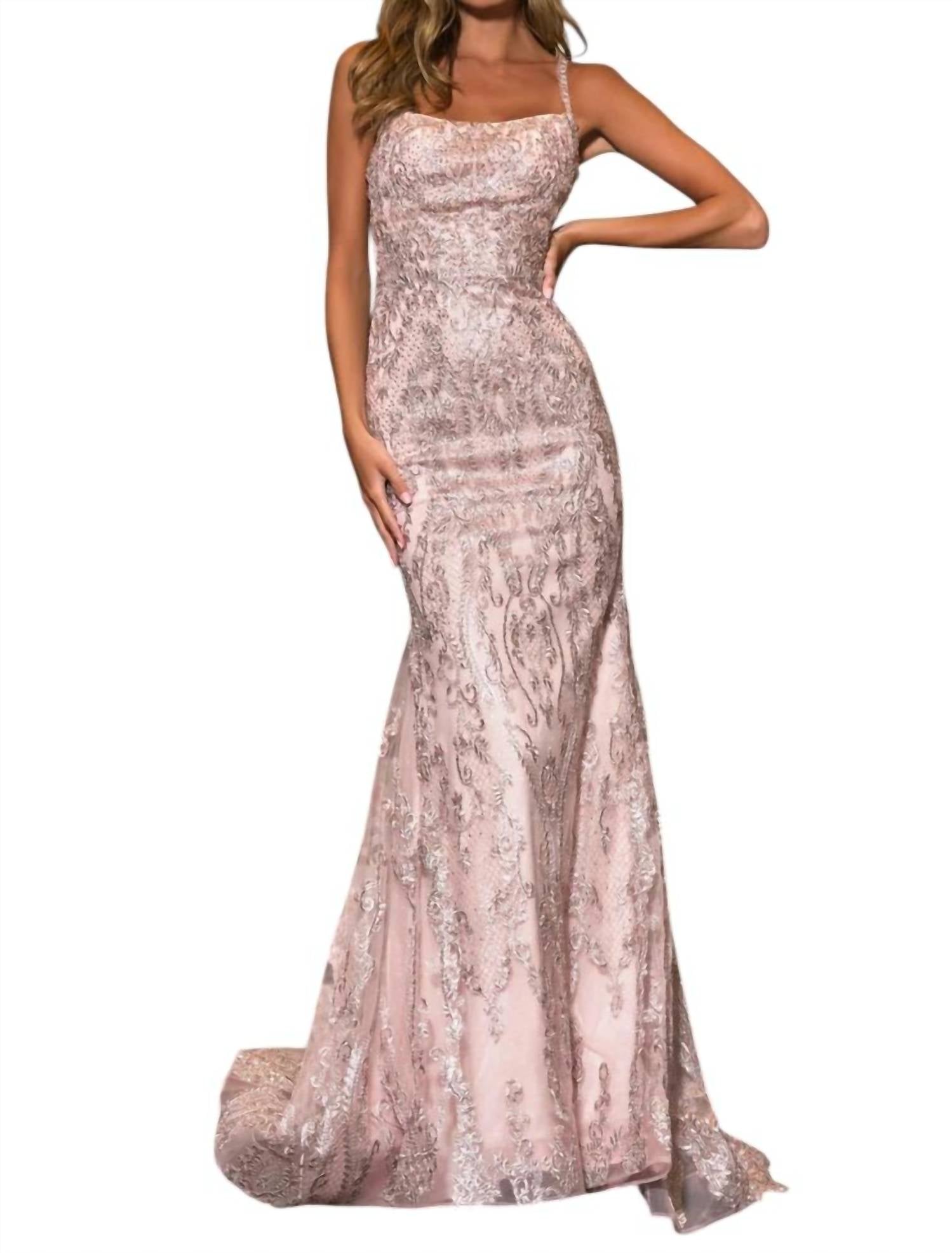 Приталенное платье для выпускного с прямым вырезом в нежно-розовом цвете Sherri Hill
Приталенное платье для выпускного с прямым вырезом в нежно-розовом цвете Sherri Hill