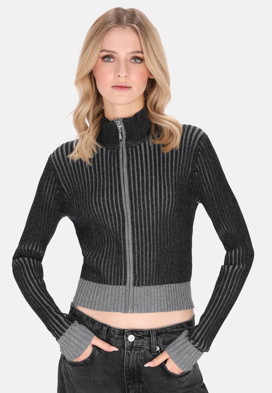 Кардиган myMo ROCKS Cardigan, Black Grey/Black
Кардиган myMo ROCKS Cardigan, Black Grey/Black