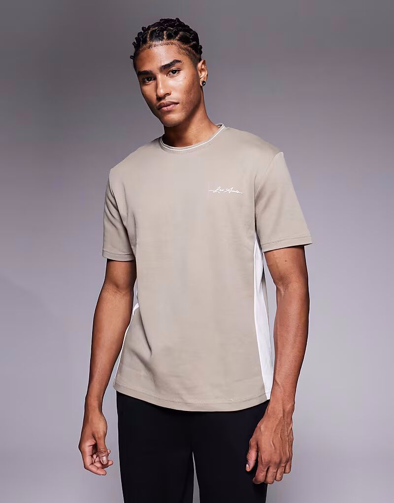 Футболка с контрастным принтом River Island, серо-бежевый
Футболка с контрастным принтом River Island, серо-бежевый