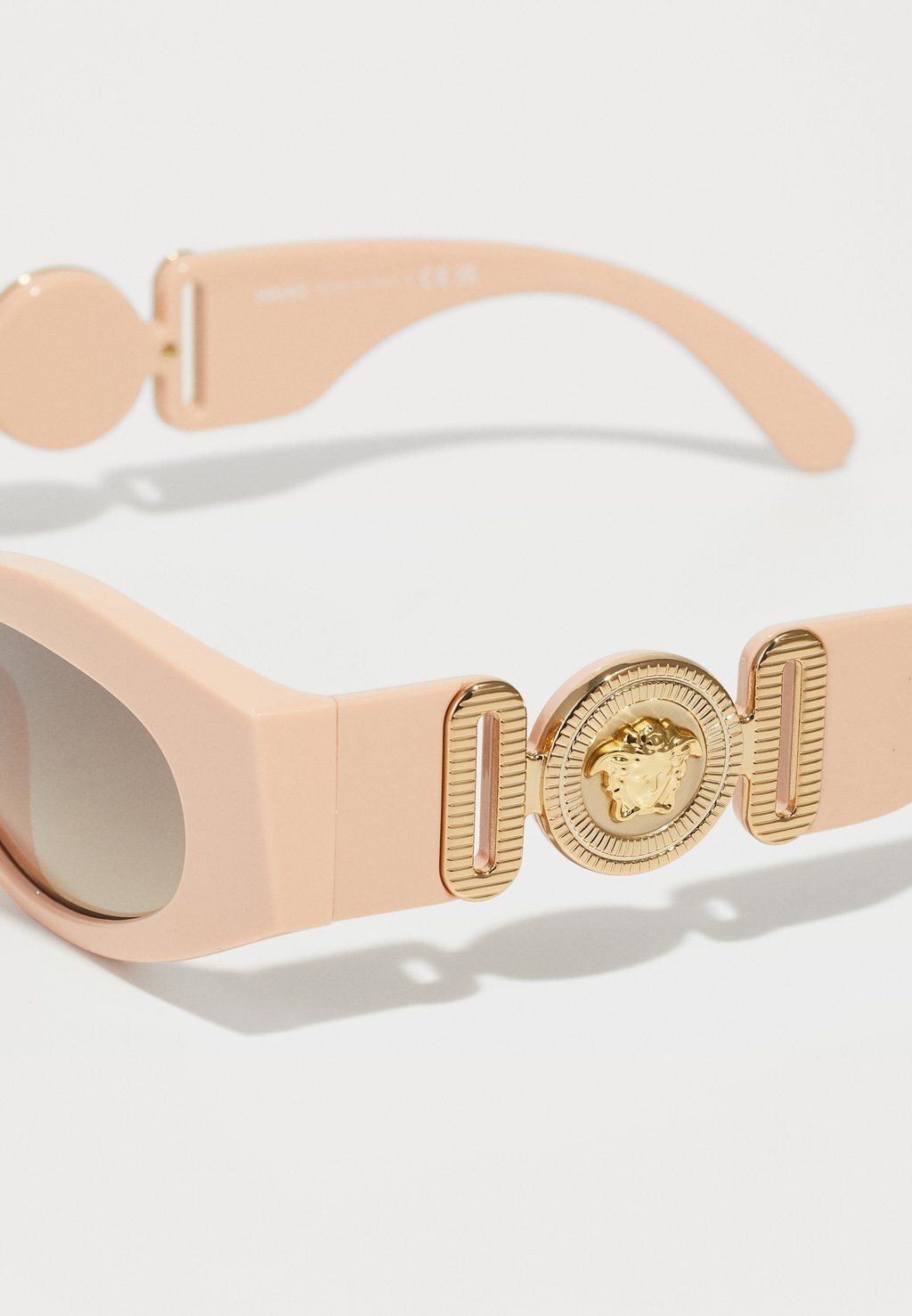 Солнцезащитные очки UNISEX Versace, бежевый
Солнцезащитные очки UNISEX Versace, бежевый