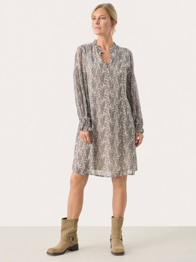 Платье botella с пейсли Part Two, цвет French Oak/Black
Платье botella с пейсли Part Two, цвет French Oak/Black