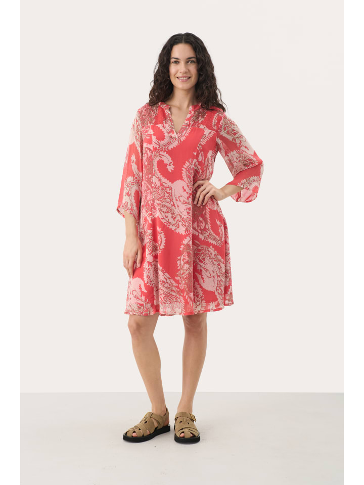 Платье ElkaPW, прямого кроя, с принтом Кайенский пейсли PART TWO
Платье ElkaPW, прямого кроя, с принтом Кайенский пейсли PART TWO