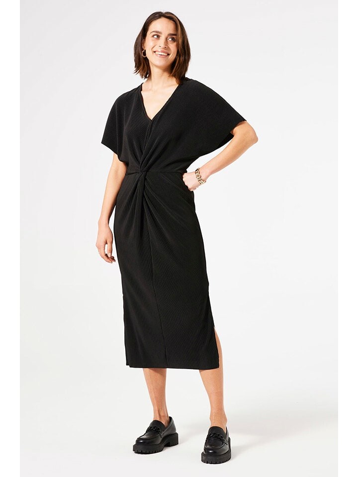 Длинное платье Garcia, черный
Длинное платье Garcia, черный